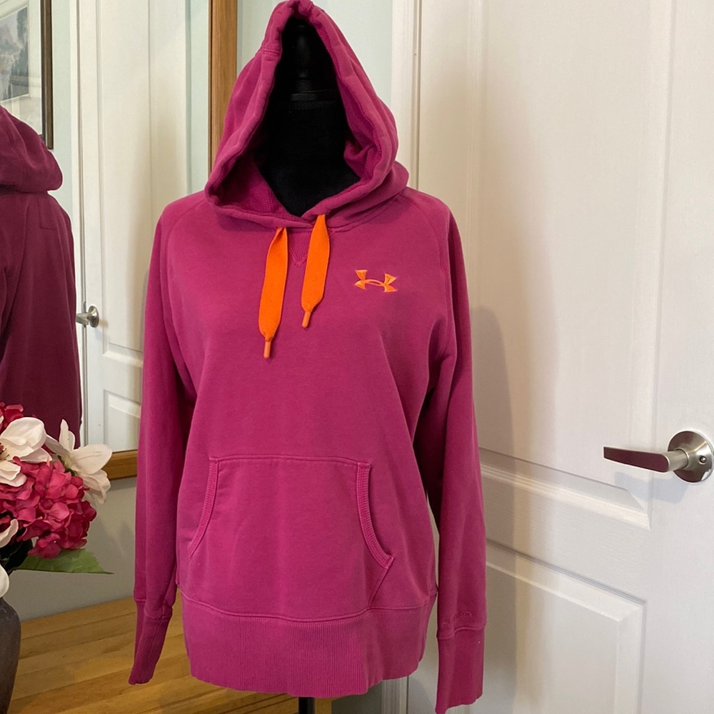 Under Armour Sweatshirt